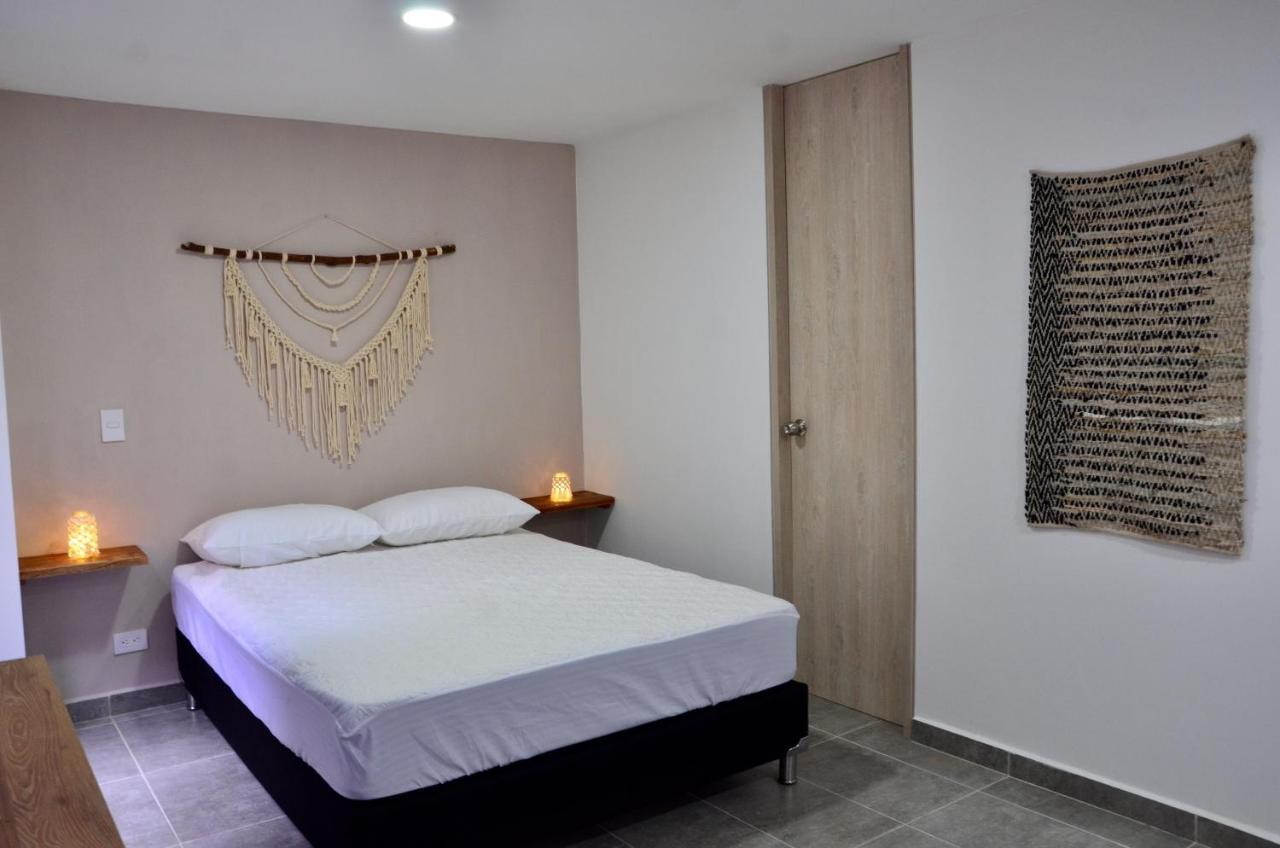 Tranvia 40 Apartments Медельїн Екстер'єр фото