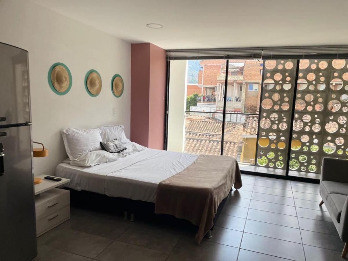 Tranvia 40 Apartments Медельїн Екстер'єр фото